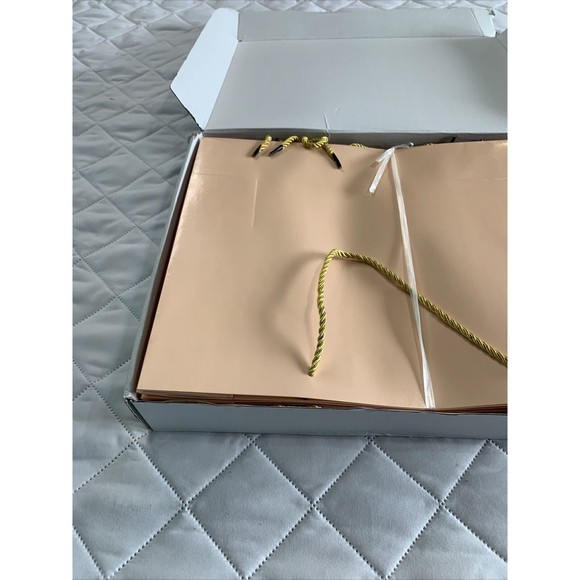 Elite Baggage 12 Large Gift Bags 43x32x14cm  Luxury Large Bags with Handles - Picture 10 of 11